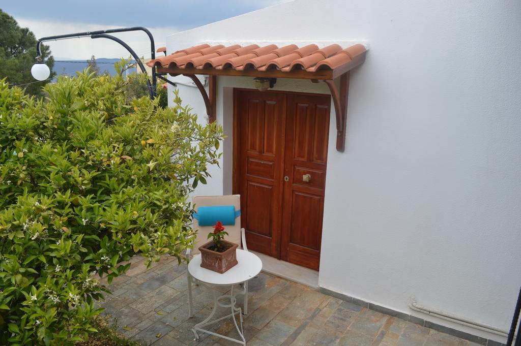 Villa Suites Lagonisi Luxury Bagian luar foto