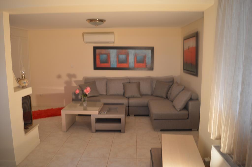 Villa Suites Lagonisi Luxury Bagian luar foto