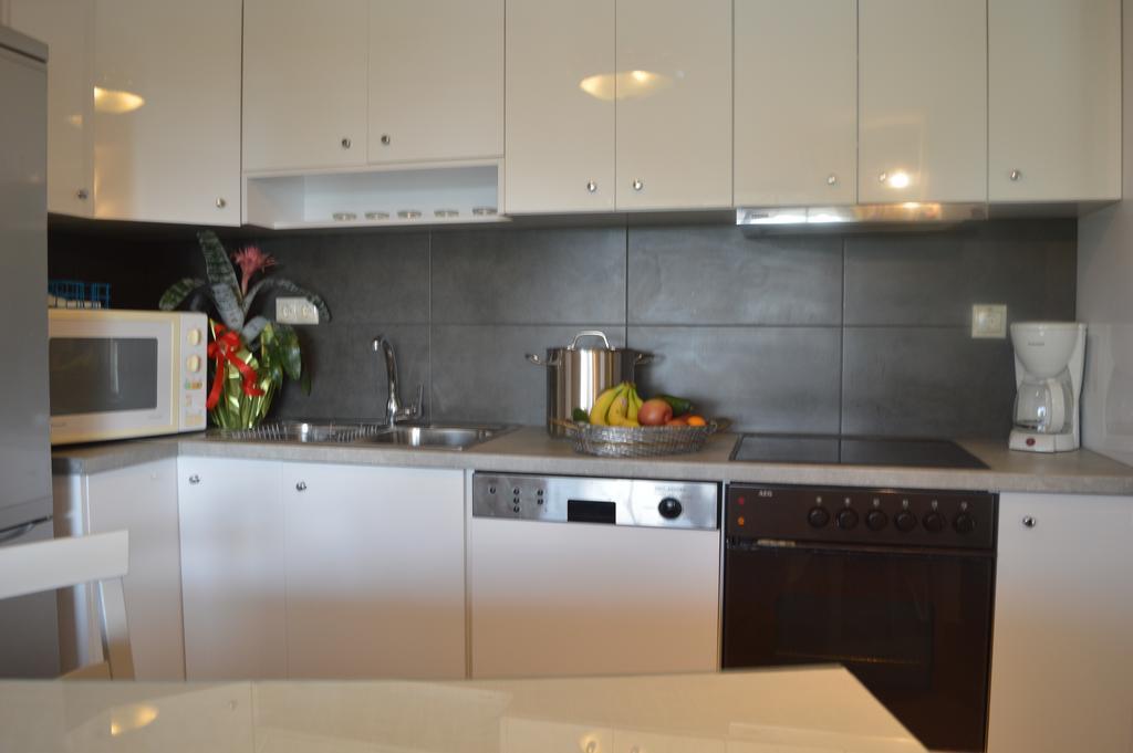 Villa Suites Lagonisi Luxury Bagian luar foto