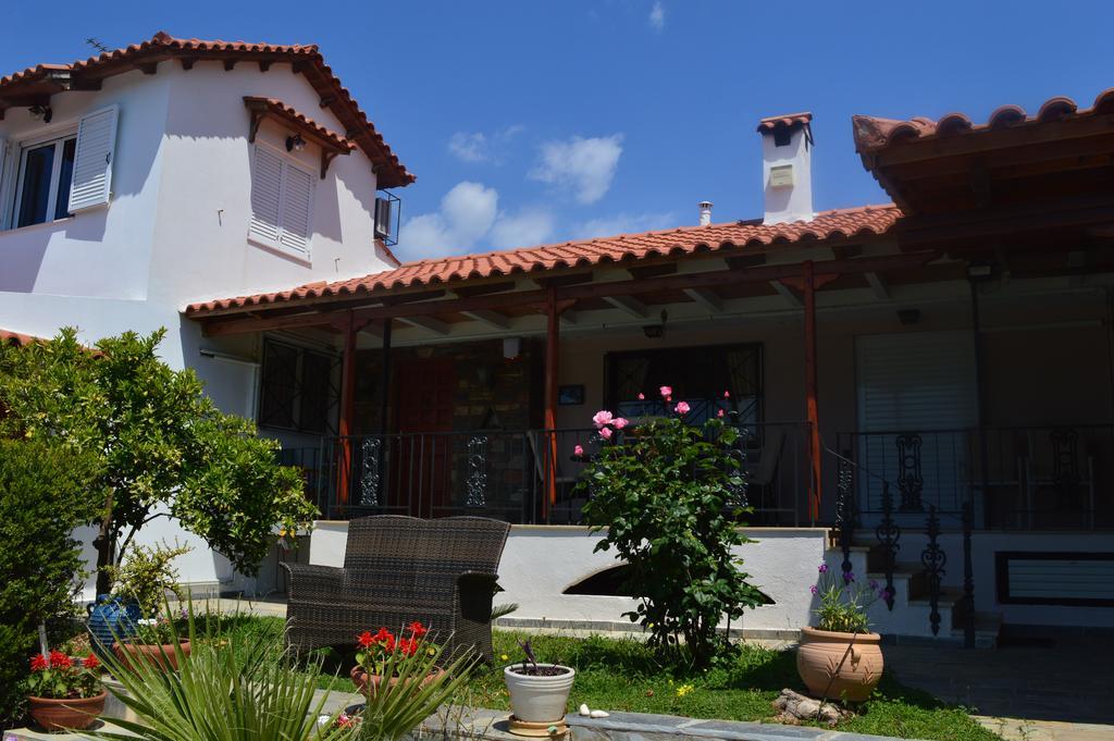 Villa Suites Lagonisi Luxury Bagian luar foto