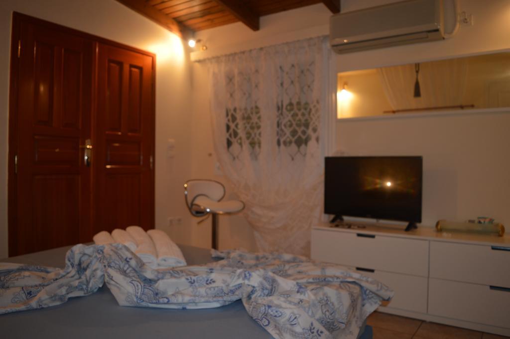 Villa Suites Lagonisi Luxury Bagian luar foto